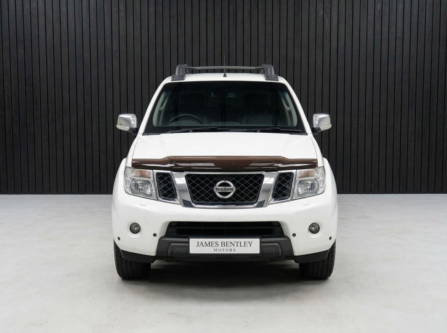 Used Nissan Navara 2013 for sale - 77844978: Photo 2