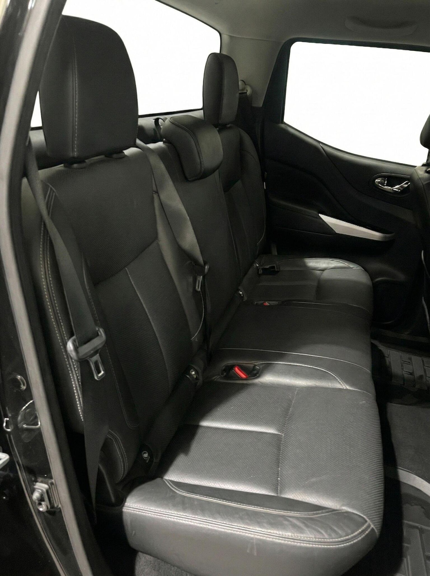 Used Nissan Navara 2017 for sale - 77742865: Photo 13