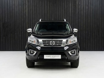 Used Nissan Navara 2017 for sale - 77742865: Photo