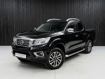 Used Nissan Navara 2017 for sale - 77742865: Photo
