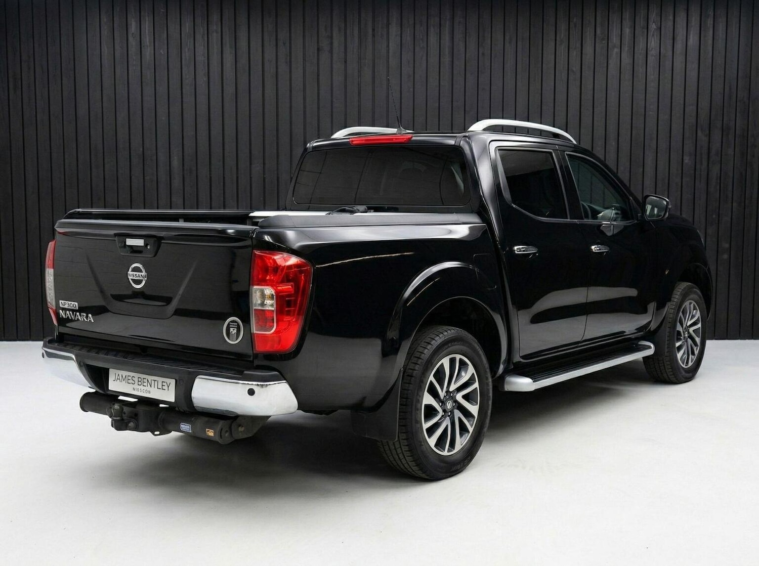 Used Nissan Navara 2017 for sale - 77742865: Photo 8