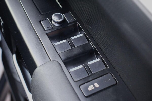 Used Land Rover Defender 110 2020 for sale - 76257616: Photo 13