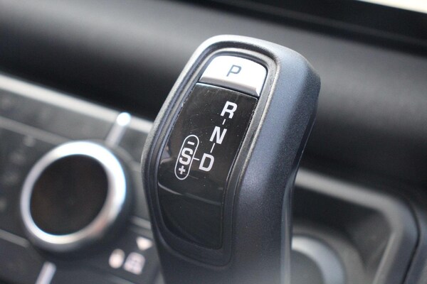 Used Land Rover Defender 110 2020 for sale - 76257616: Photo 24