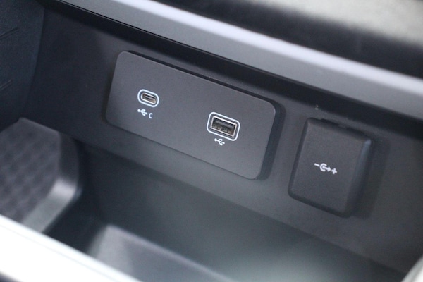 Used Land Rover Defender 110 2020 for sale - 76257616: Photo 26