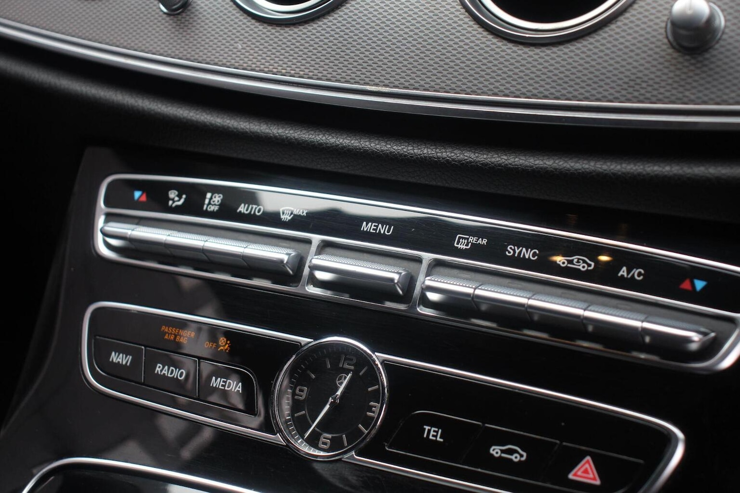 Used Mercedes-Benz E Class 2017 for sale - 76471168: Photo 32