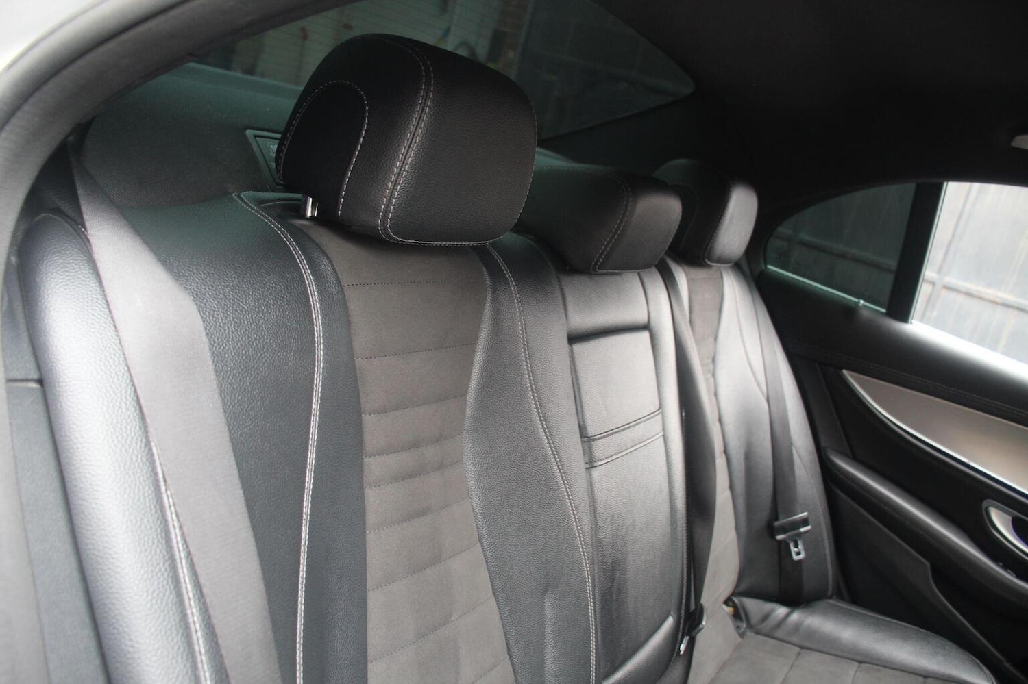 Used Mercedes-Benz E Class 2017 for sale - 76471168: Photo 41