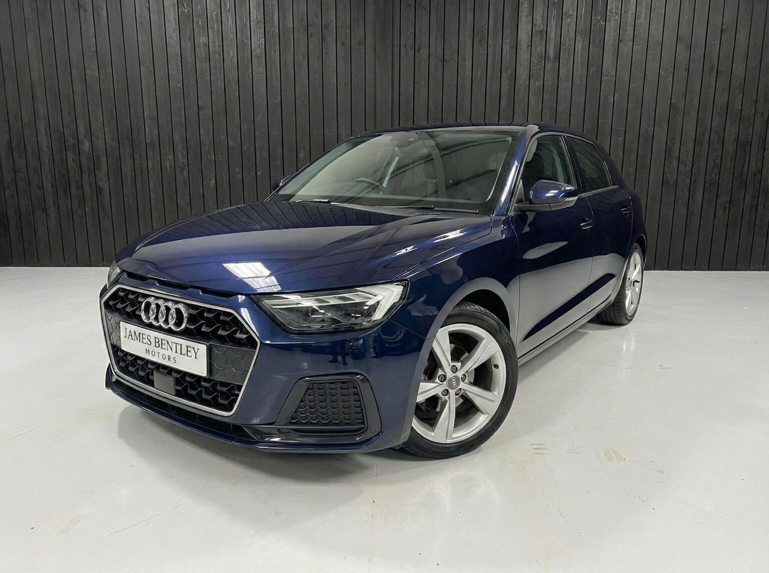 Used Audi A1 2026 for sale - 77675655: Photo 3