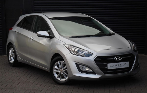 Used Hyundai i30 2015 for sale - 75592887: Photo 1