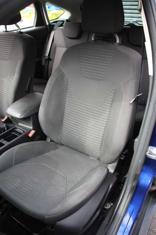 Used Ford Focus 2015 for sale - 75638302: Photo 31