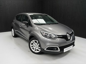 Used Renault Captur 2015 for sale - 77438235: Photo