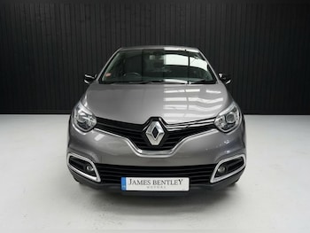 Used Renault Captur 2015 for sale - 77438235: Photo