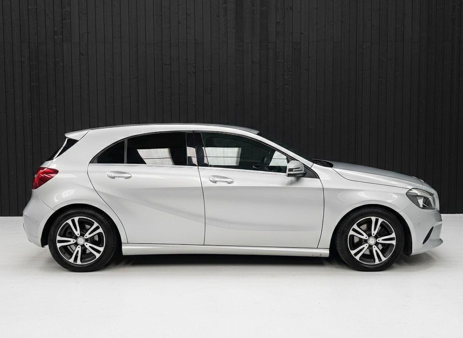 Used Mercedes-Benz A-Class 2016 for sale - 78182796: Photo 8