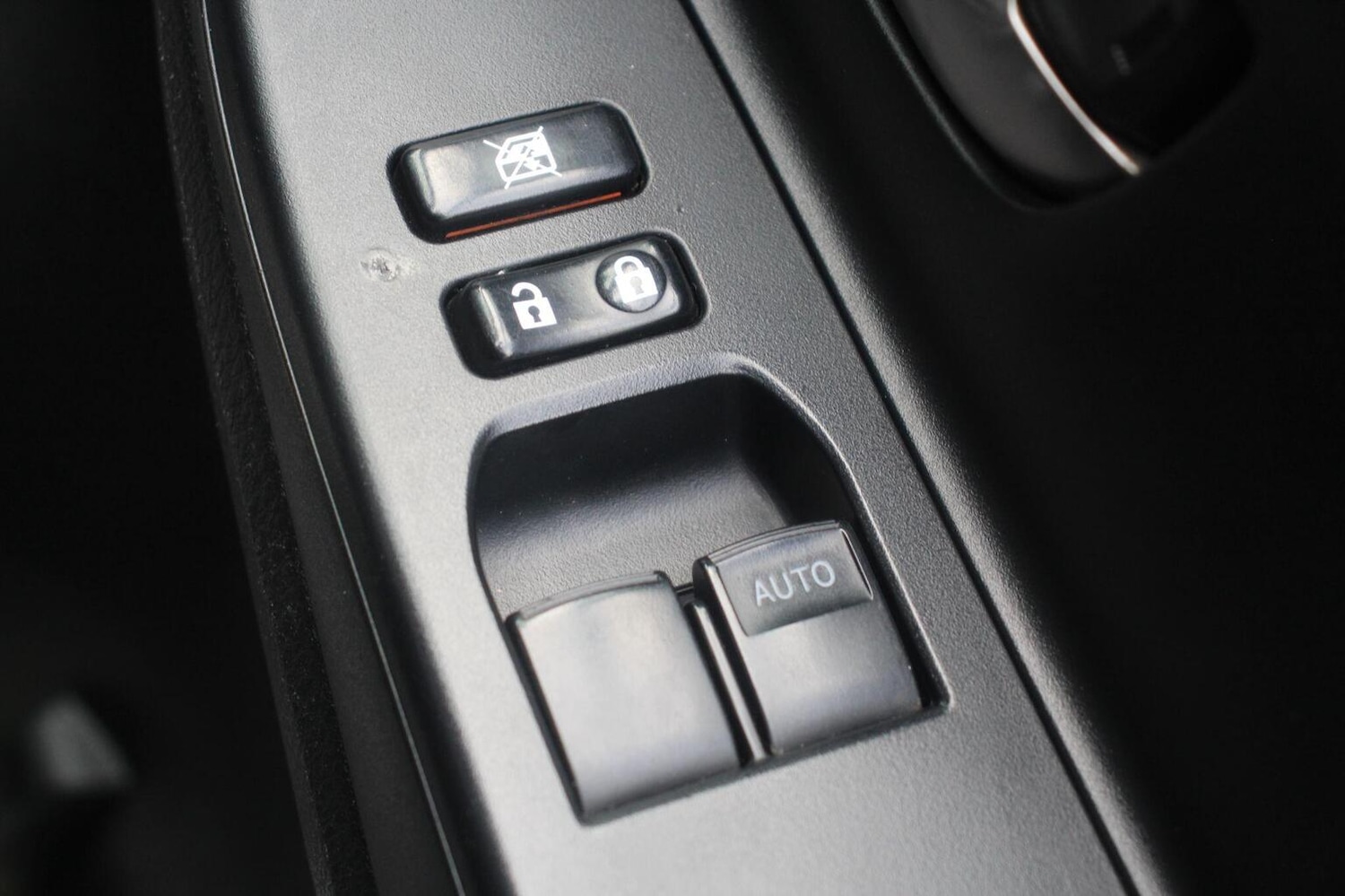 Used Toyota Yaris 2016 for sale - 76471199: Photo 18