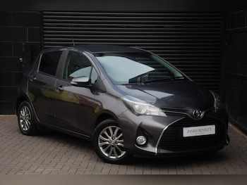 Used Toyota Yaris 2016 for sale - 76471199: Photo