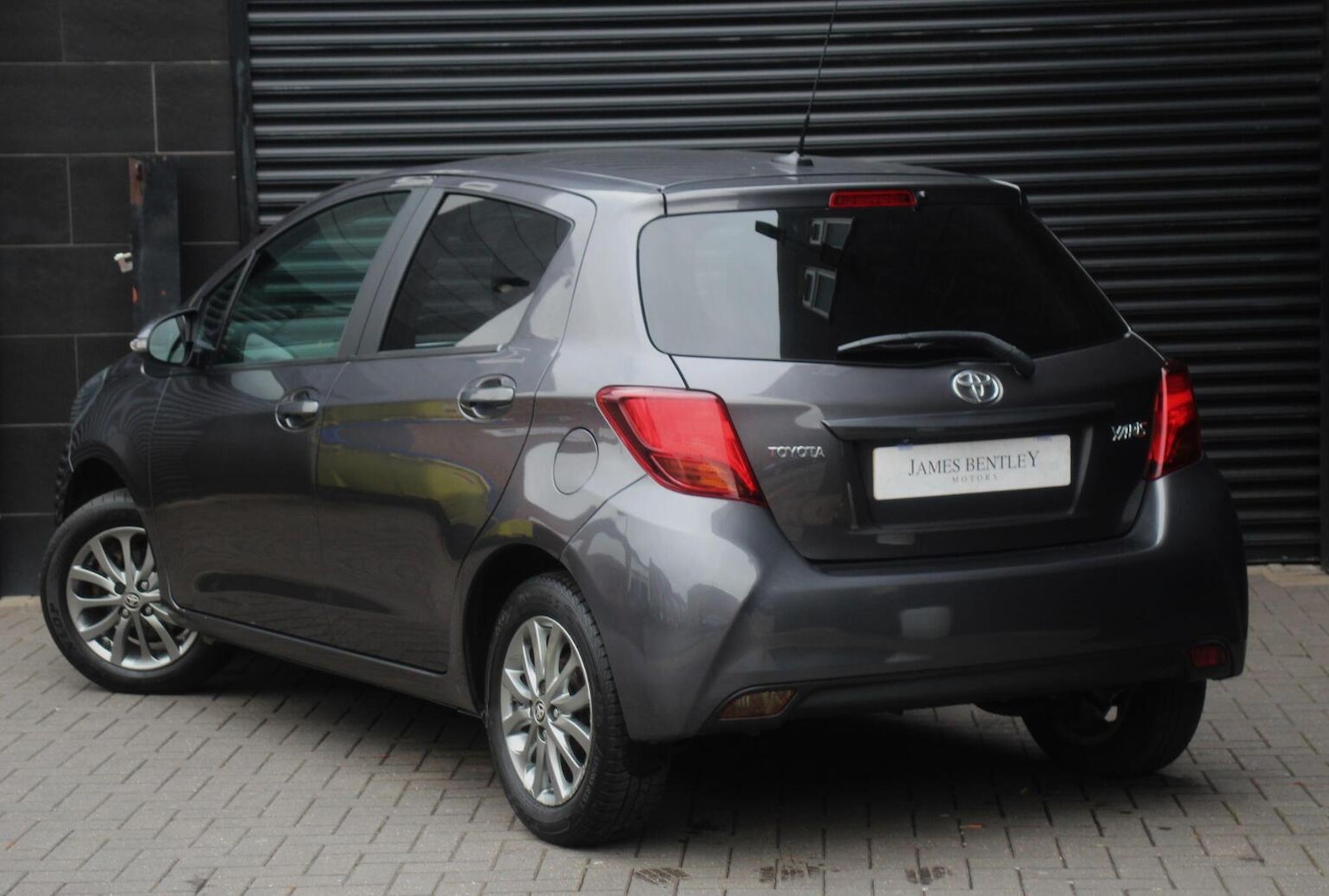 Used Toyota Yaris 2016 for sale - 76471199: Photo 6