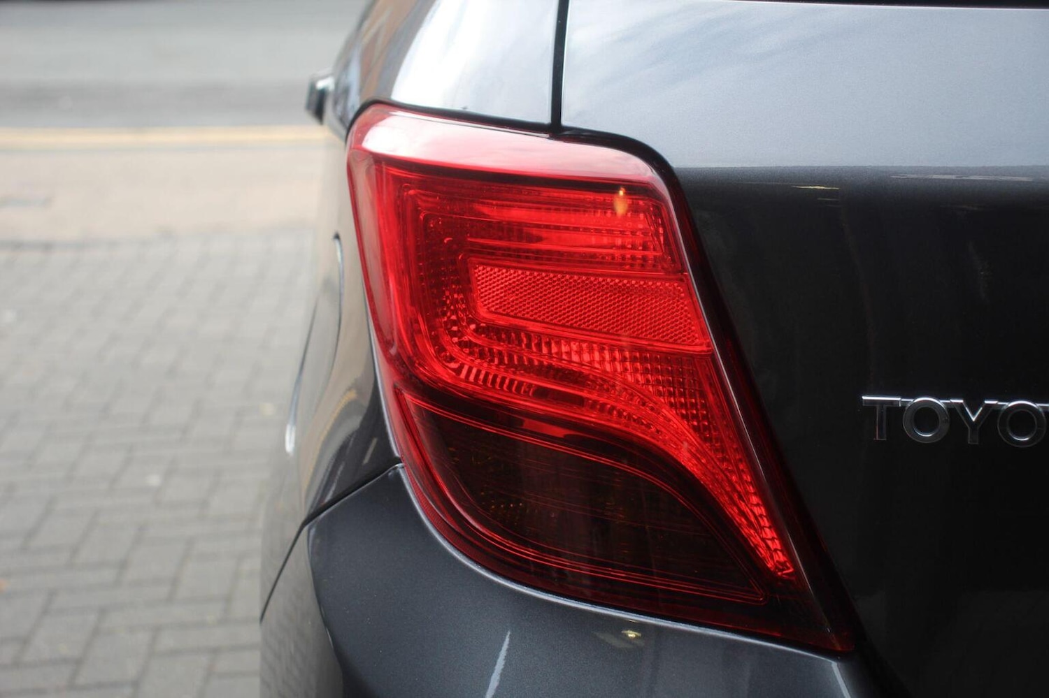 Used Toyota Yaris 2016 for sale - 76471199: Photo 7