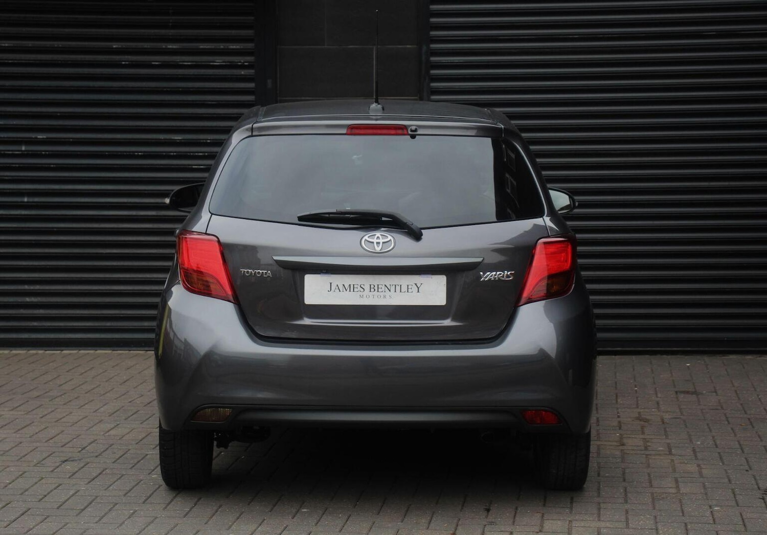 Used Toyota Yaris 2016 for sale - 76471199: Photo 8