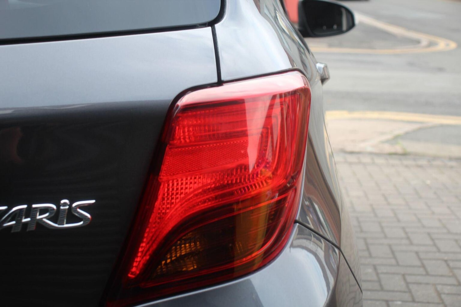 Used Toyota Yaris 2016 for sale - 76471199: Photo 9