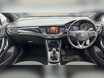 Used Vauxhall Astra 2017 for sale - 78445621: Photo