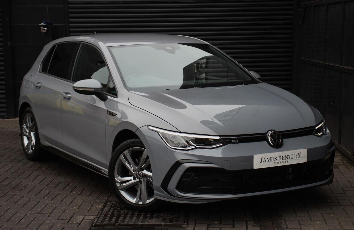 Used Volkswagen Golf 2024 for sale - 76268590: Photo 1