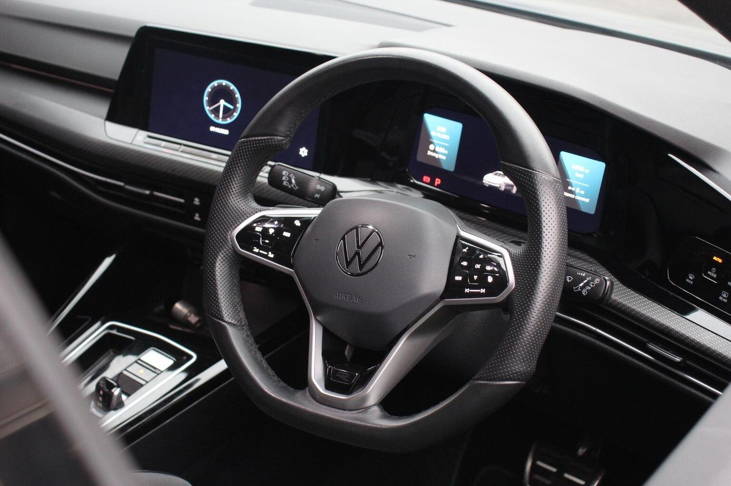 Used Volkswagen Golf 2024 for sale - 76268590: Photo 14