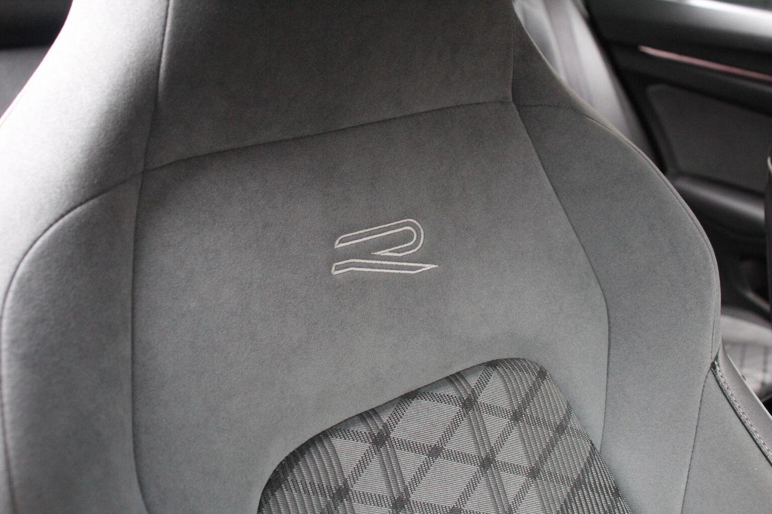 Used Volkswagen Golf 2024 for sale - 76268590: Photo 34