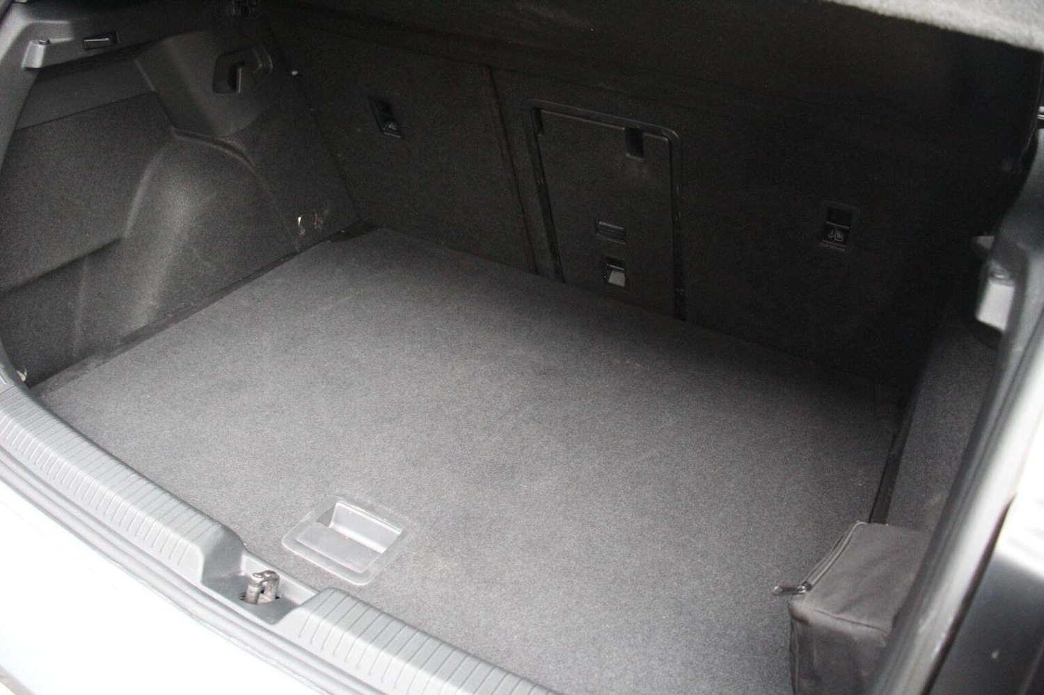 Used Volkswagen Golf 2024 for sale - 76268590: Photo 37