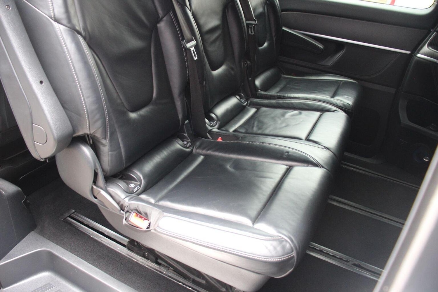 Used Mercedes-Benz V-Class 2017 for sale - 75999974: Photo 36