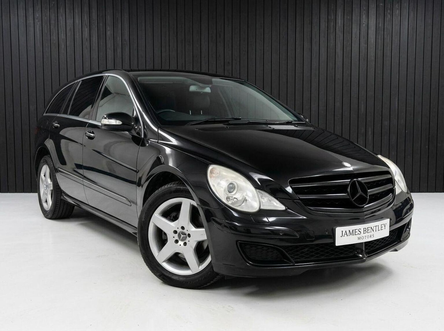 Used Mercedes-Benz R Class 2006 for sale - 77715037: Photo 1
