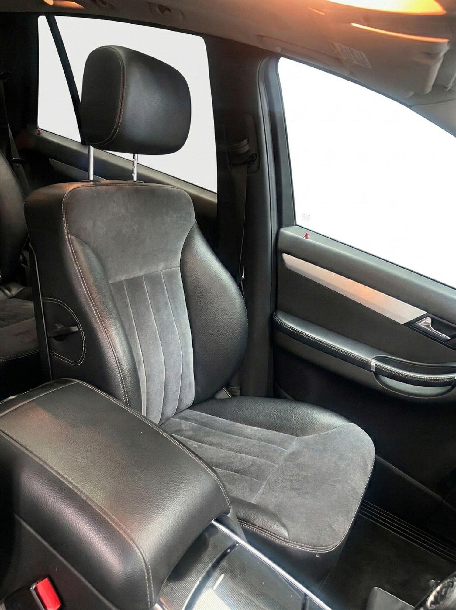 Used Mercedes-Benz R Class 2006 for sale - 77715037: Photo 11