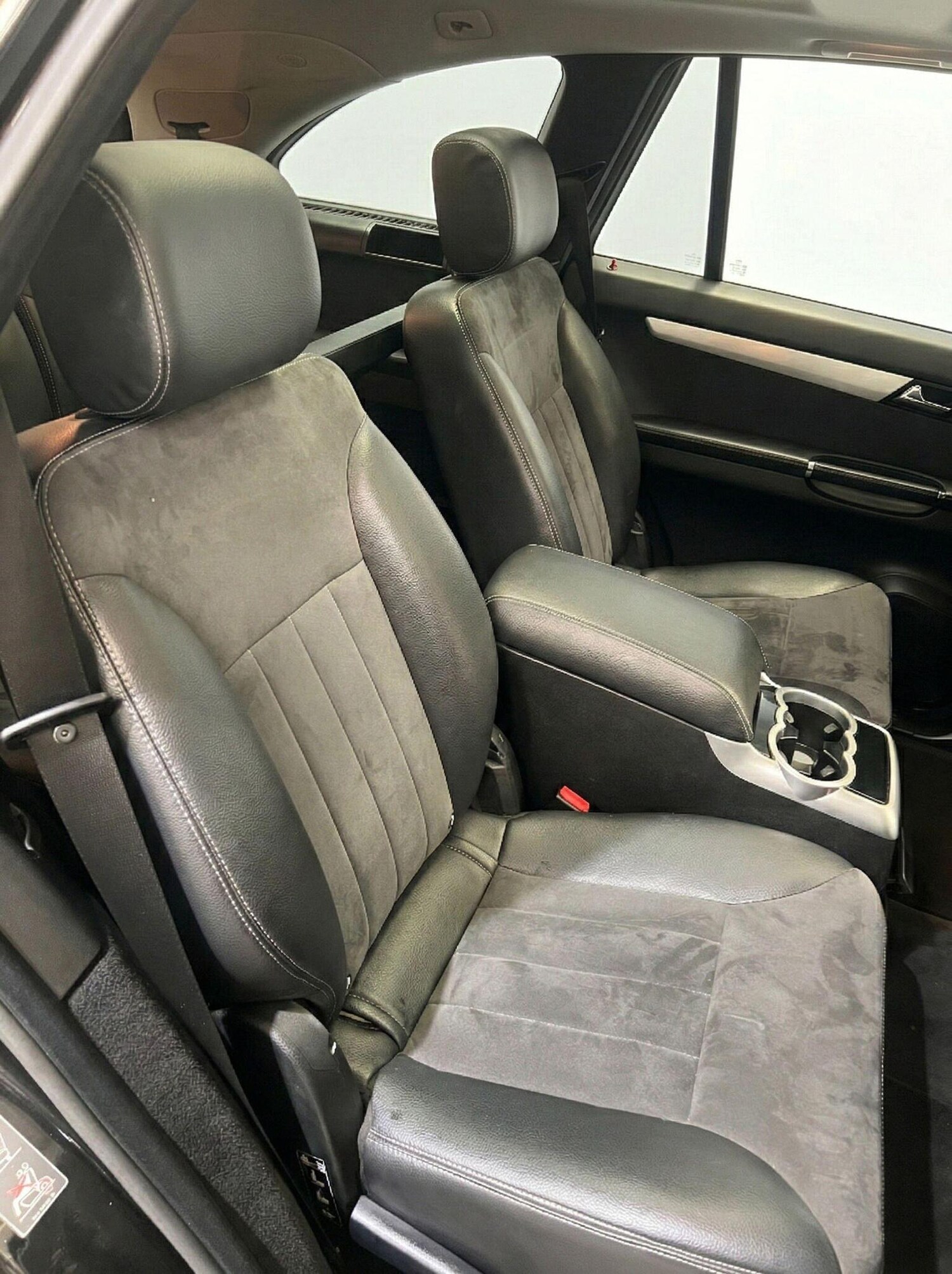 Used Mercedes-Benz R Class 2006 for sale - 77715037: Photo 15