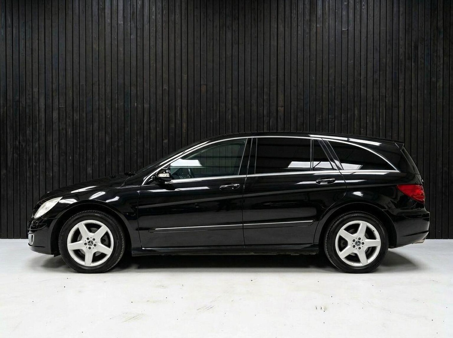 Used Mercedes-Benz R Class 2006 for sale - 77715037: Photo 4