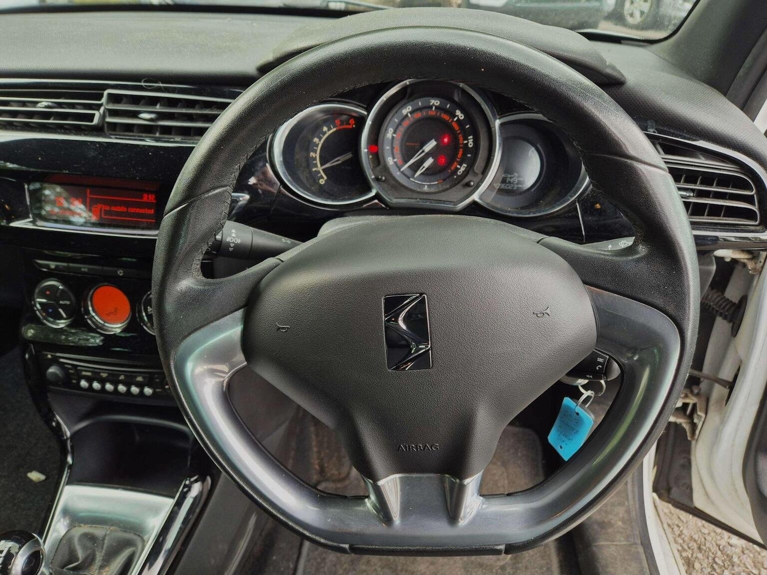 Used Citroen DS3 2013 for sale - 76313965: Photo 13