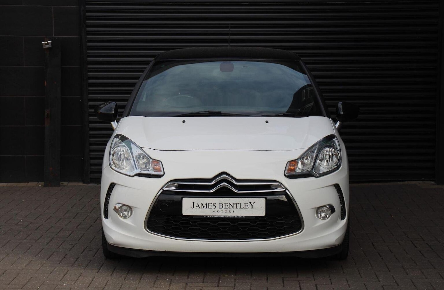 Used Citroen DS3 2013 for sale - 76313965: Photo 2