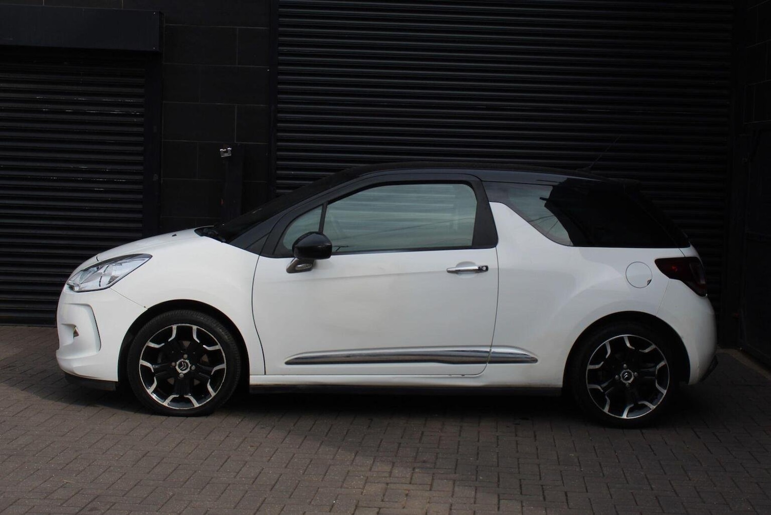 Used Citroen DS3 2013 for sale - 76313965: Photo 4