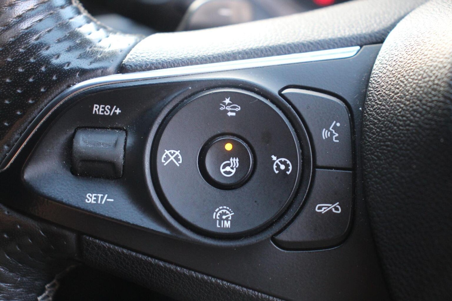 Used Vauxhall Insignia 2018 for sale - 76631572: Photo 27