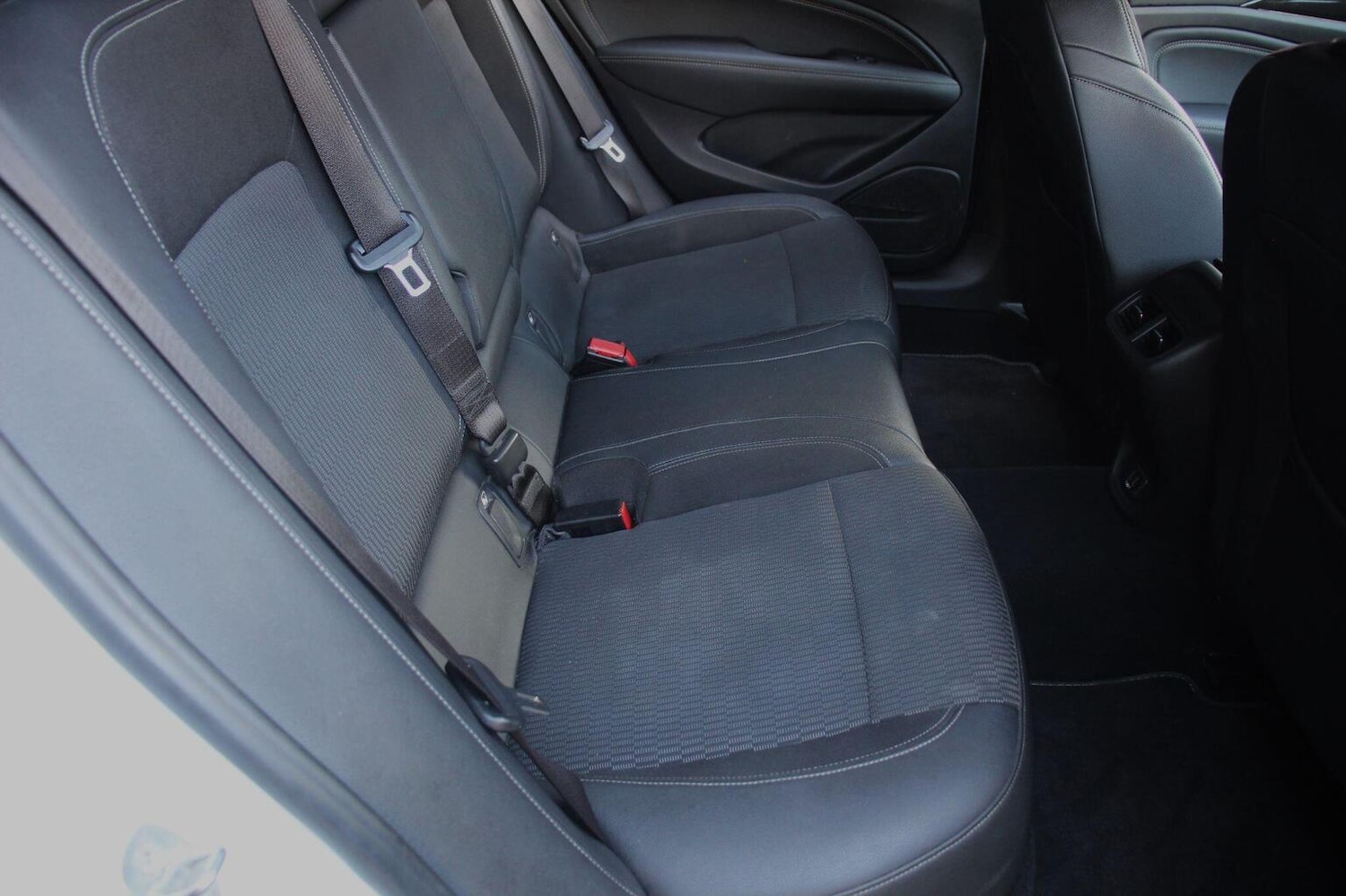 Used Vauxhall Insignia 2018 for sale - 77694407: Photo 28