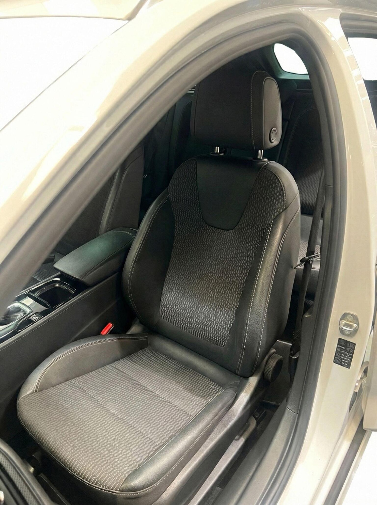 Used Vauxhall Insignia 2018 for sale - 77694407: Photo 42