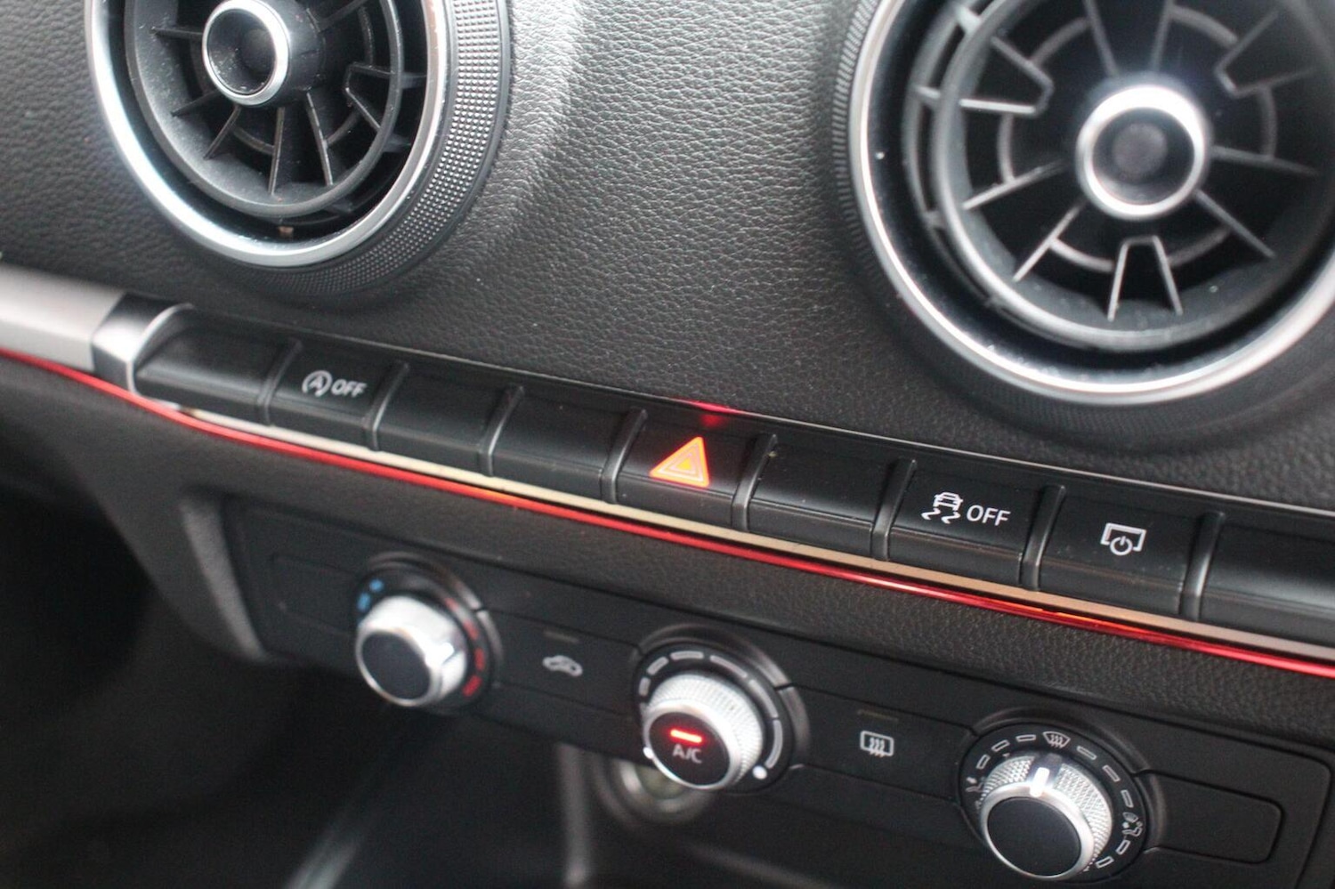 Used Audi A3 2019 for sale - 76510930: Photo 32