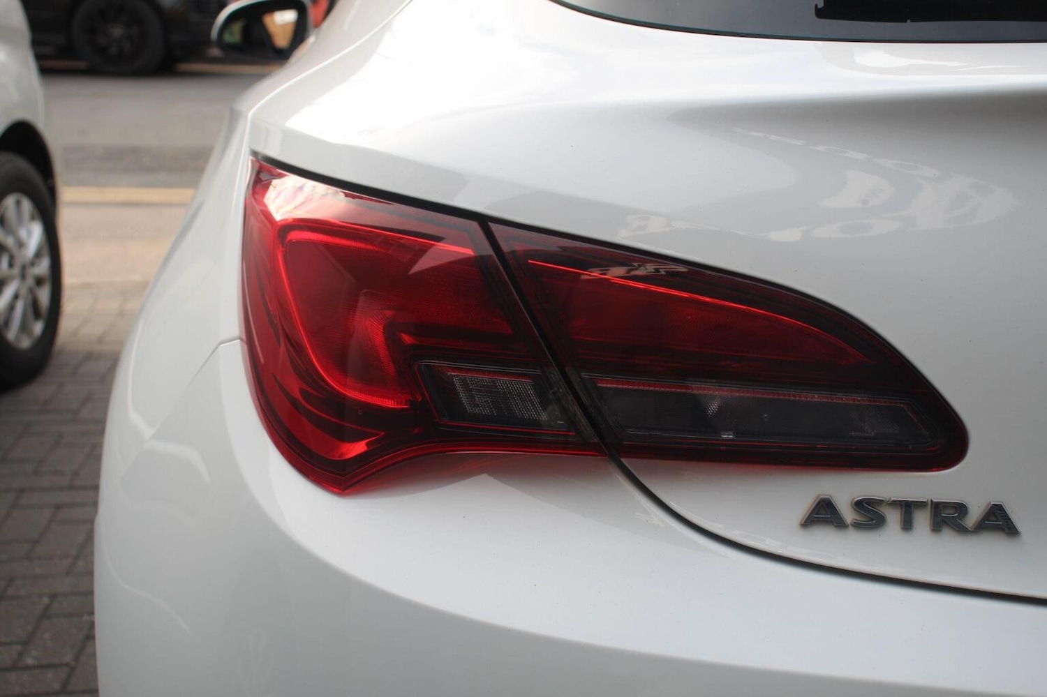 Used Vauxhall Astra GTC 2012 for sale - 76624447: Photo 6