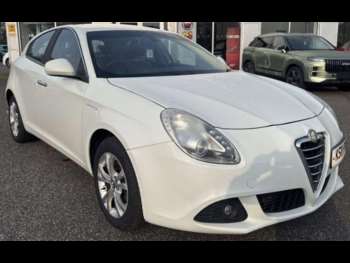 2011 - 2.0 JTDM-2 140 Lusso 5dr
