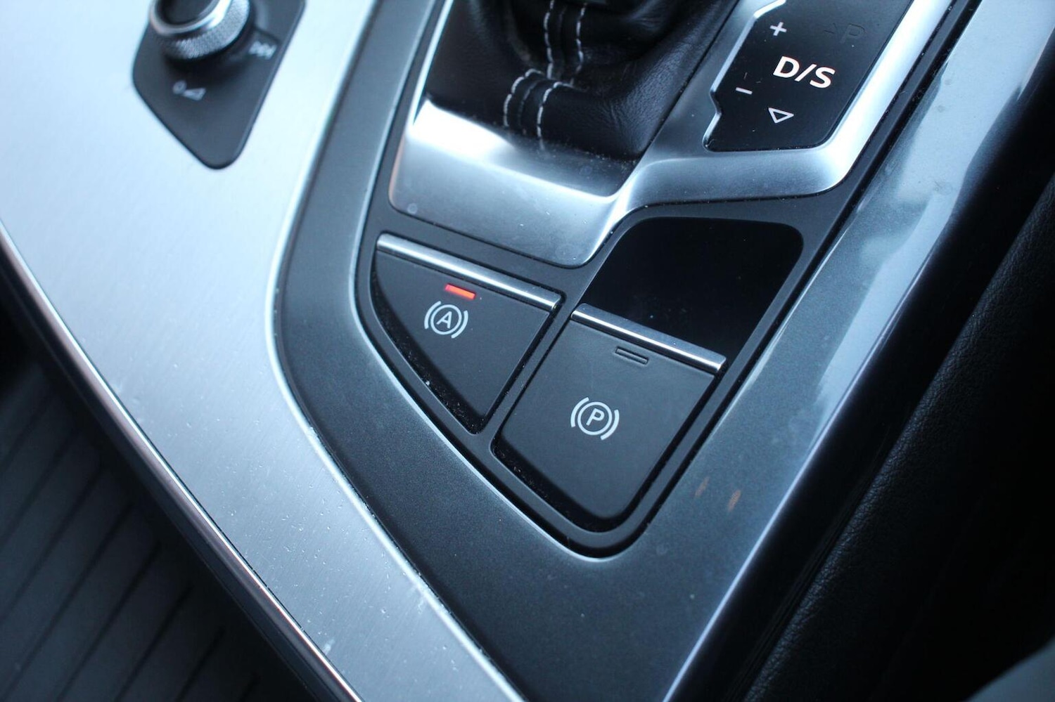 Used Audi Q7 2016 for sale - 76656132: Photo 49