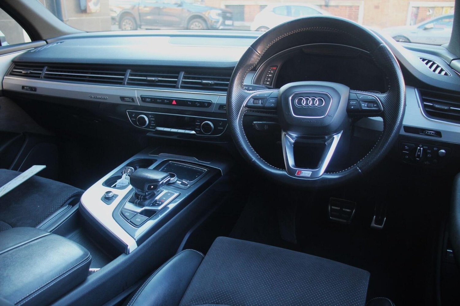 Used Audi Q7 2016 for sale - 76656132: Photo 54