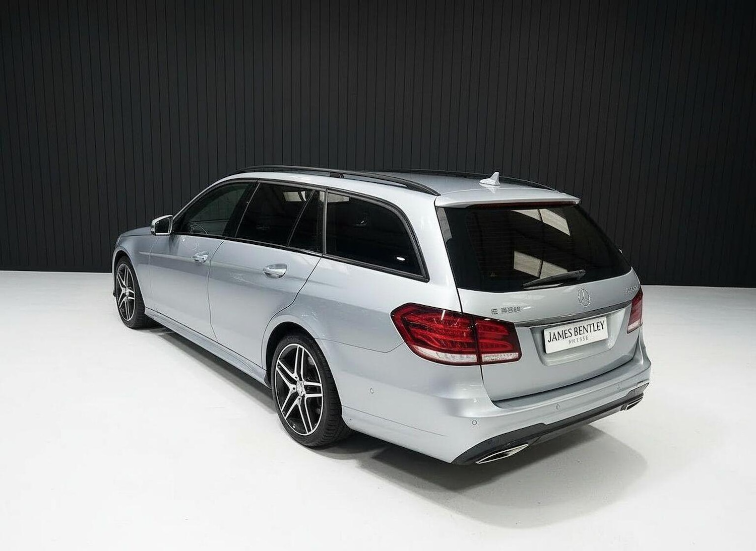 Used Mercedes-Benz E Class 2015 for sale - 77459967: Photo 5