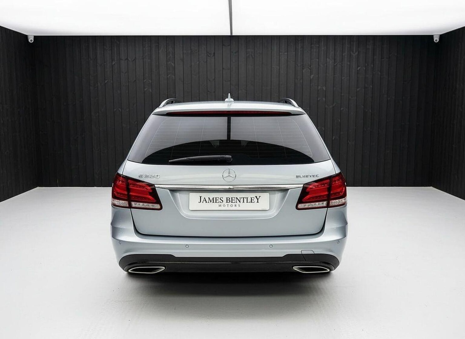 Used Mercedes-Benz E Class 2015 for sale - 77459967: Photo 6