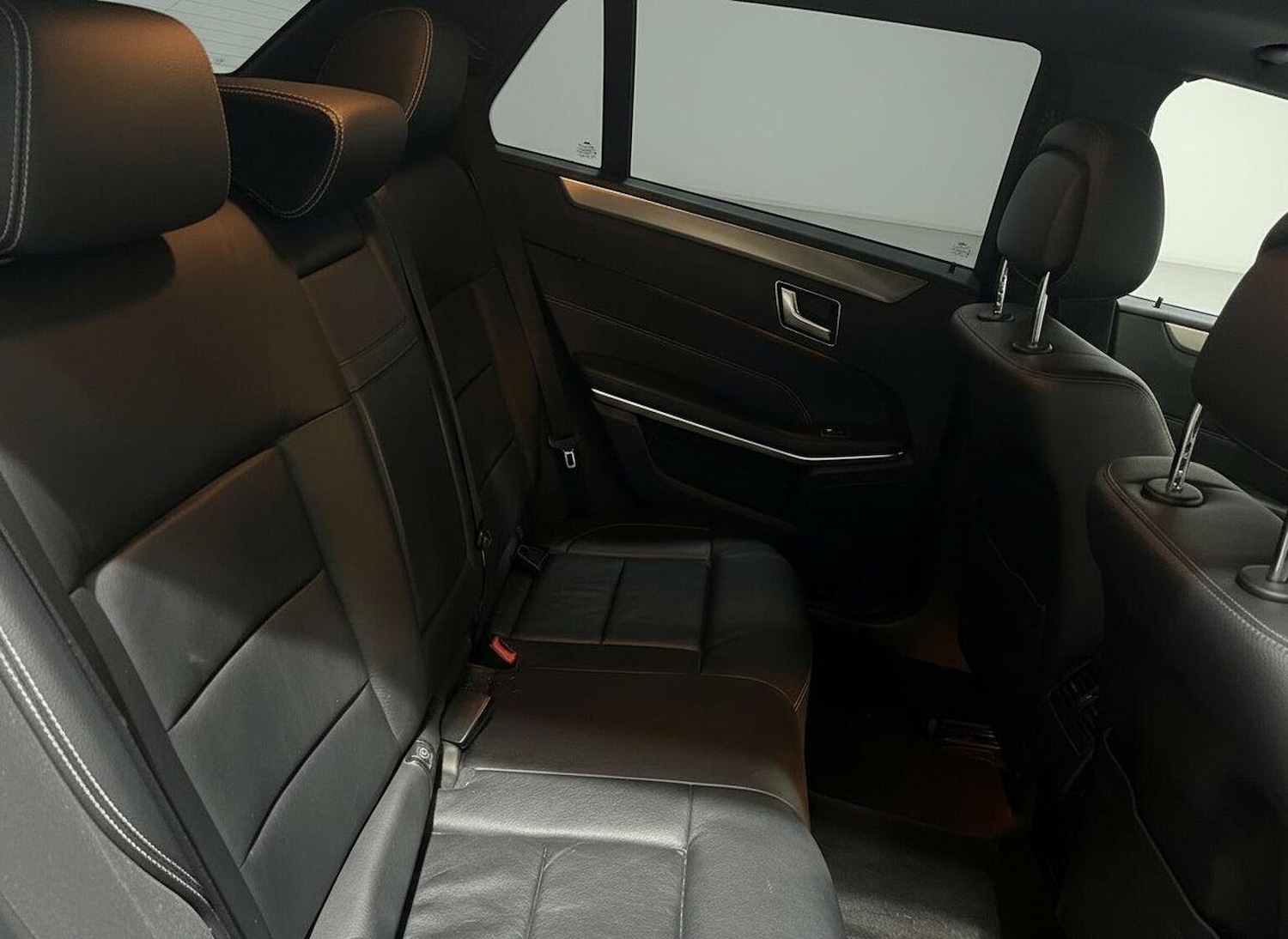 Used Mercedes-Benz E Class 2015 for sale - 77459967: Photo 9