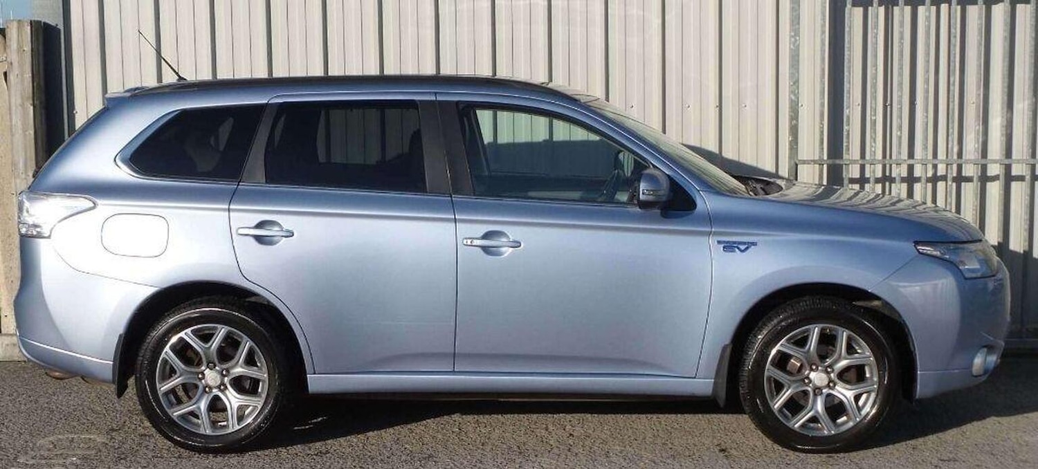 Used Mitsubishi Outlander 2014 for sale - 77113104: Photo 2