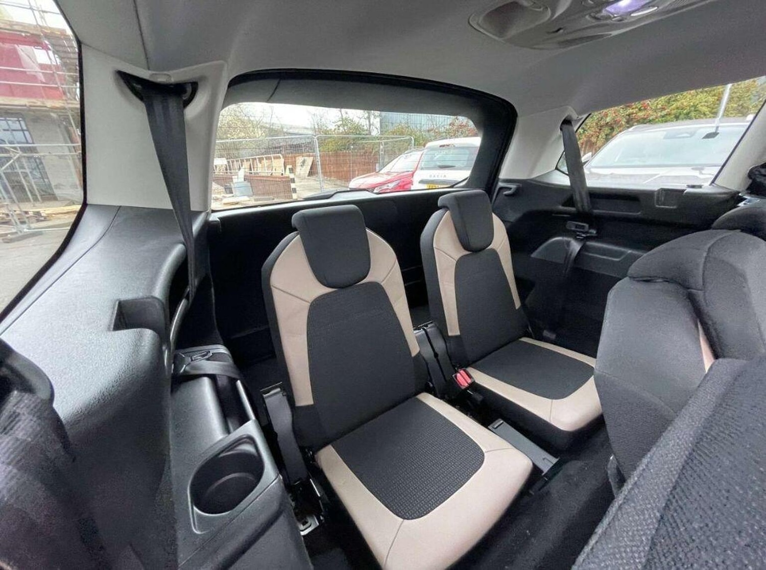 Used Citroen Grand C4 Picasso 2015 for sale - 78045685: Photo 4