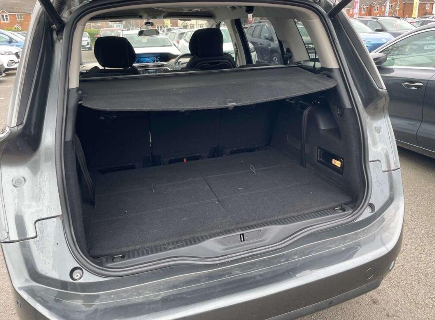 Used Citroen Grand C4 Picasso 2015 for sale - 78045685: Photo 40