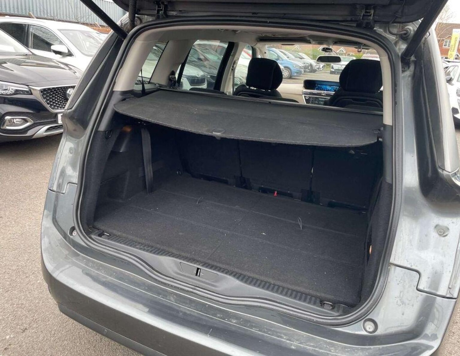 Used Citroen Grand C4 Picasso 2015 for sale - 78045685: Photo 6